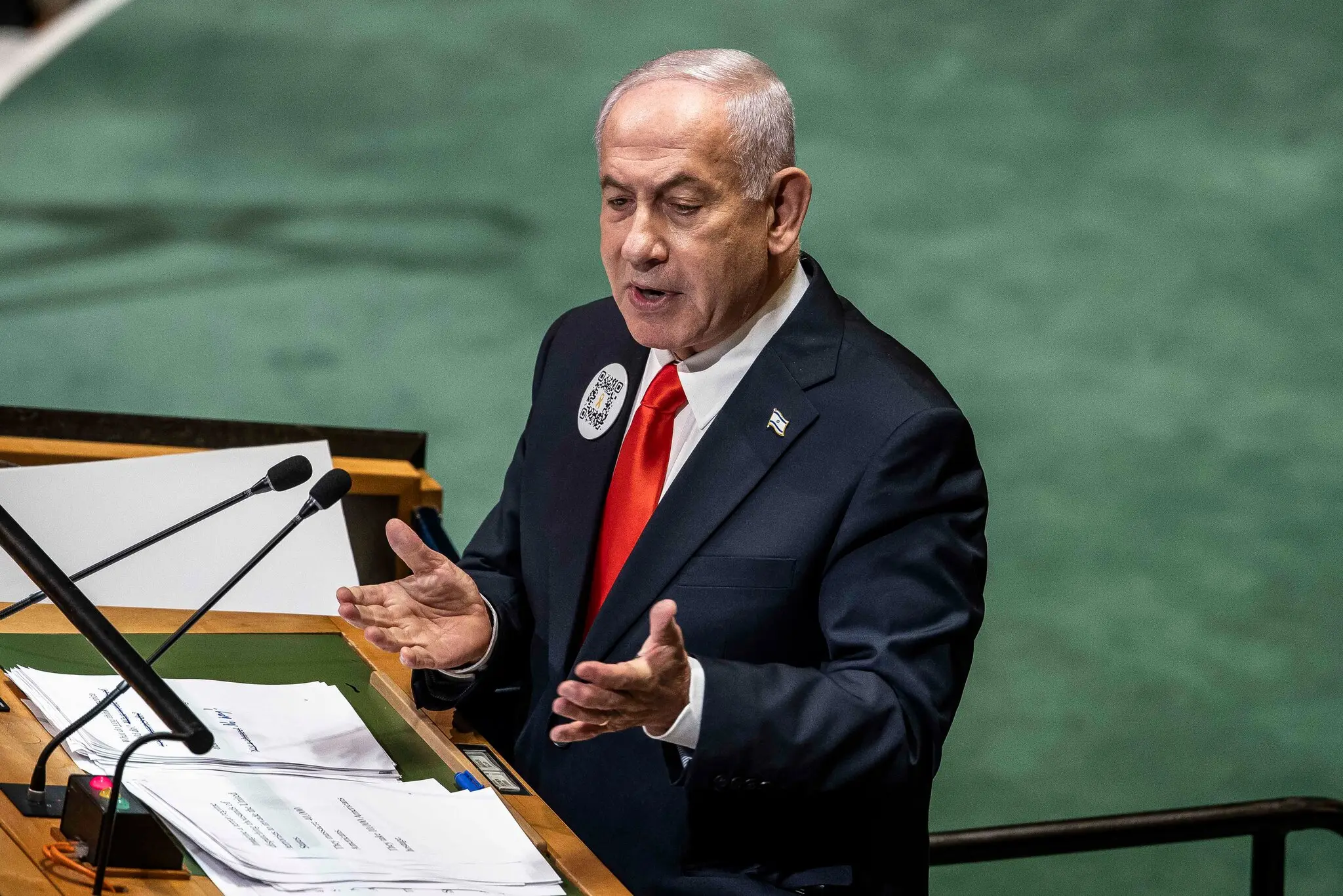 Нетаньяху в ООН: QR-код на лацкані як нова форма воєнної інформаційної стратегії